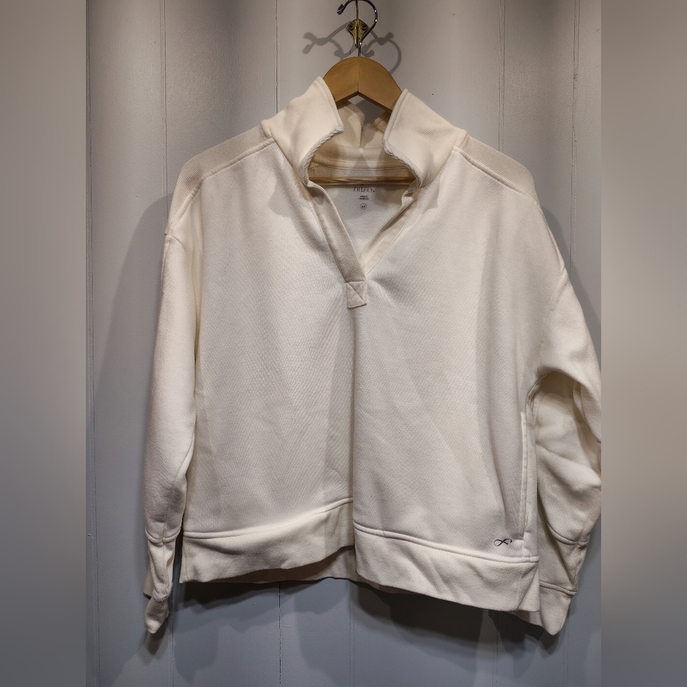 Freely Cream Half Zip Pullover Medium Sweatshirt Athleisure Cozy Top‎